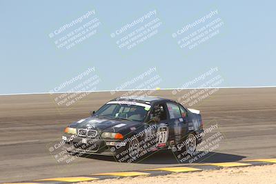 media/Oct-15-2023-Lucky Dog Racing Chuckwalla (Sun) [[f659570f60]]/2nd Stint Bowl/